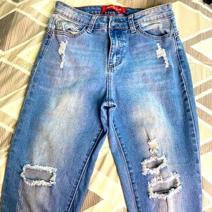 Gogo Star Distressed Jeans